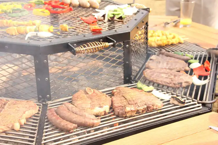 Jag grill table4