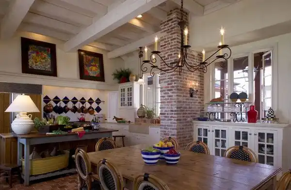 Kitchen columns decor bricks