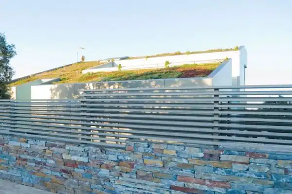 Madrid house hill1