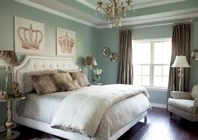 Master bedroom many lighting fixtures
