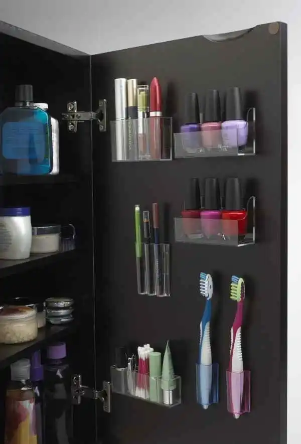 Maximaze medicine cabinet