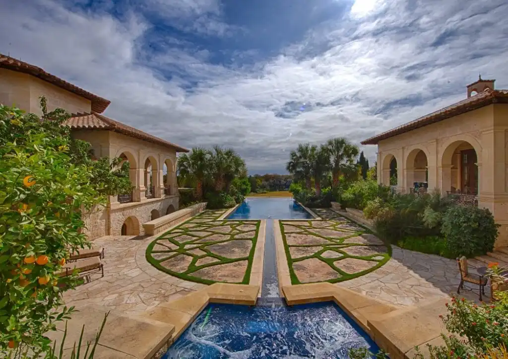 courtyard at Hacienda-style homes
