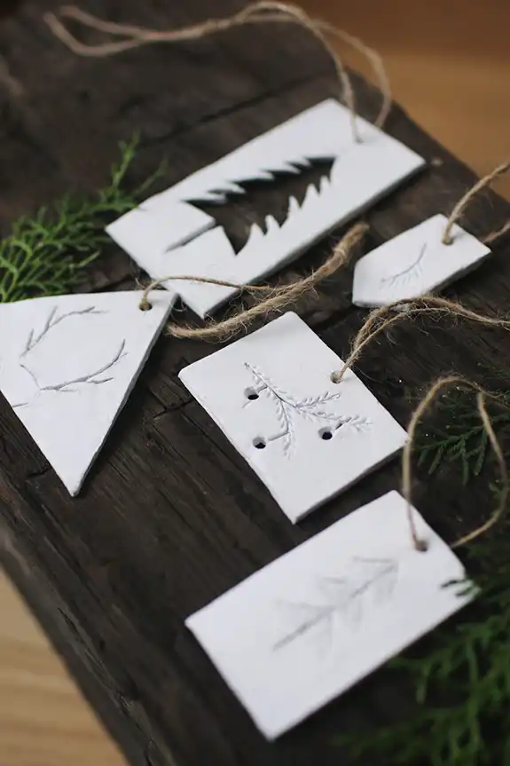 minimalist Christmas tree ornaments