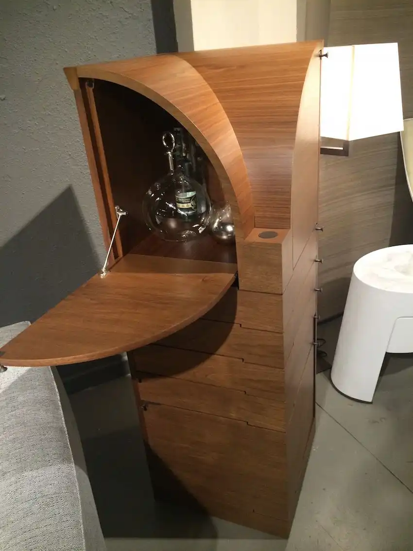 modern Nyn Corner Chest Of Drawers Giorgetti