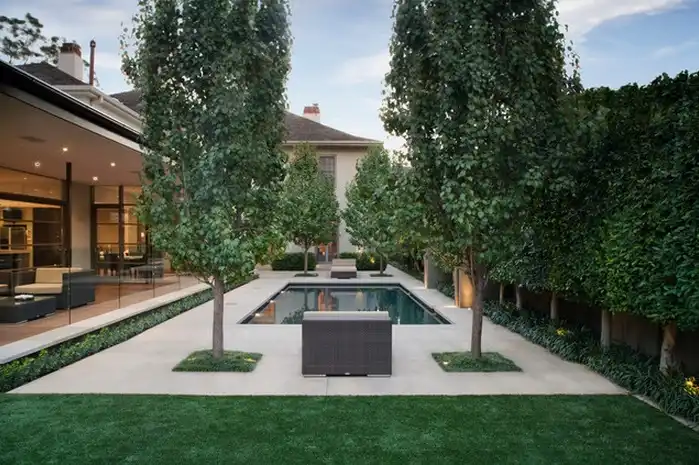 modern-pool-and-trees-symmetry