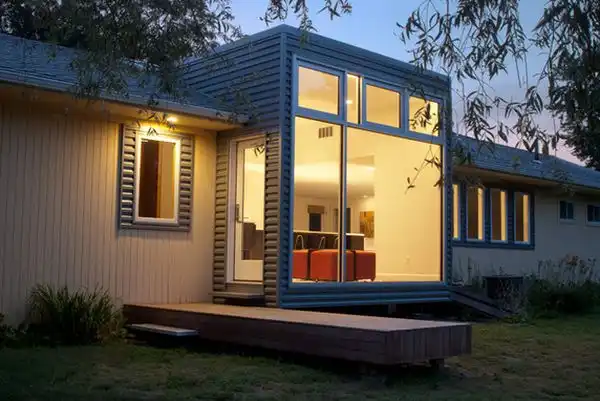 Modern prefab extension