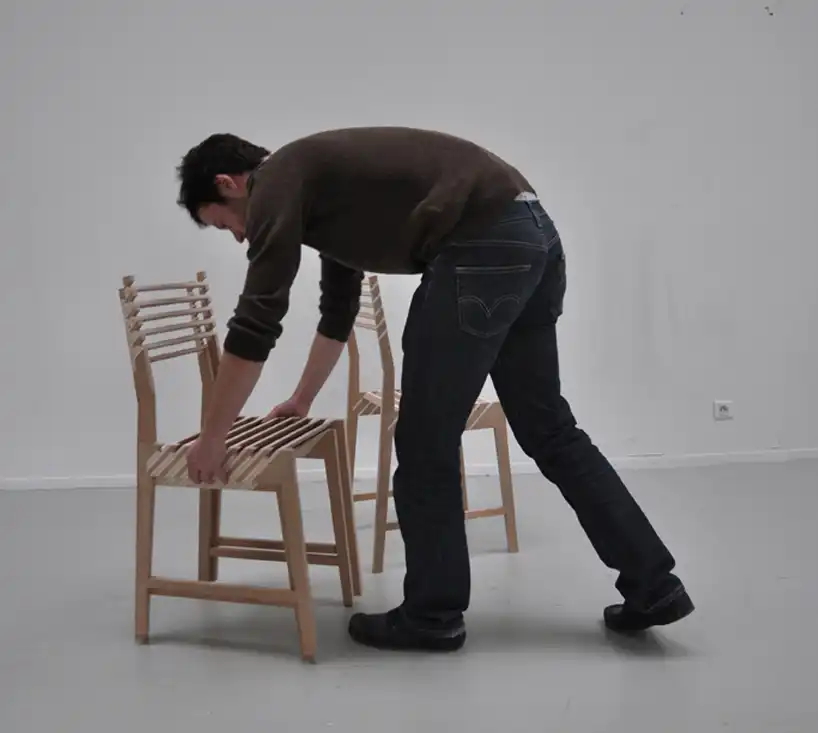 Nestles three chairs in one3