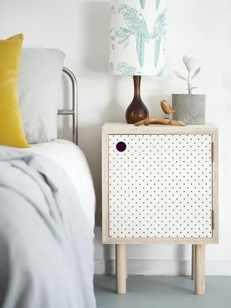 nightstand-pegboard
