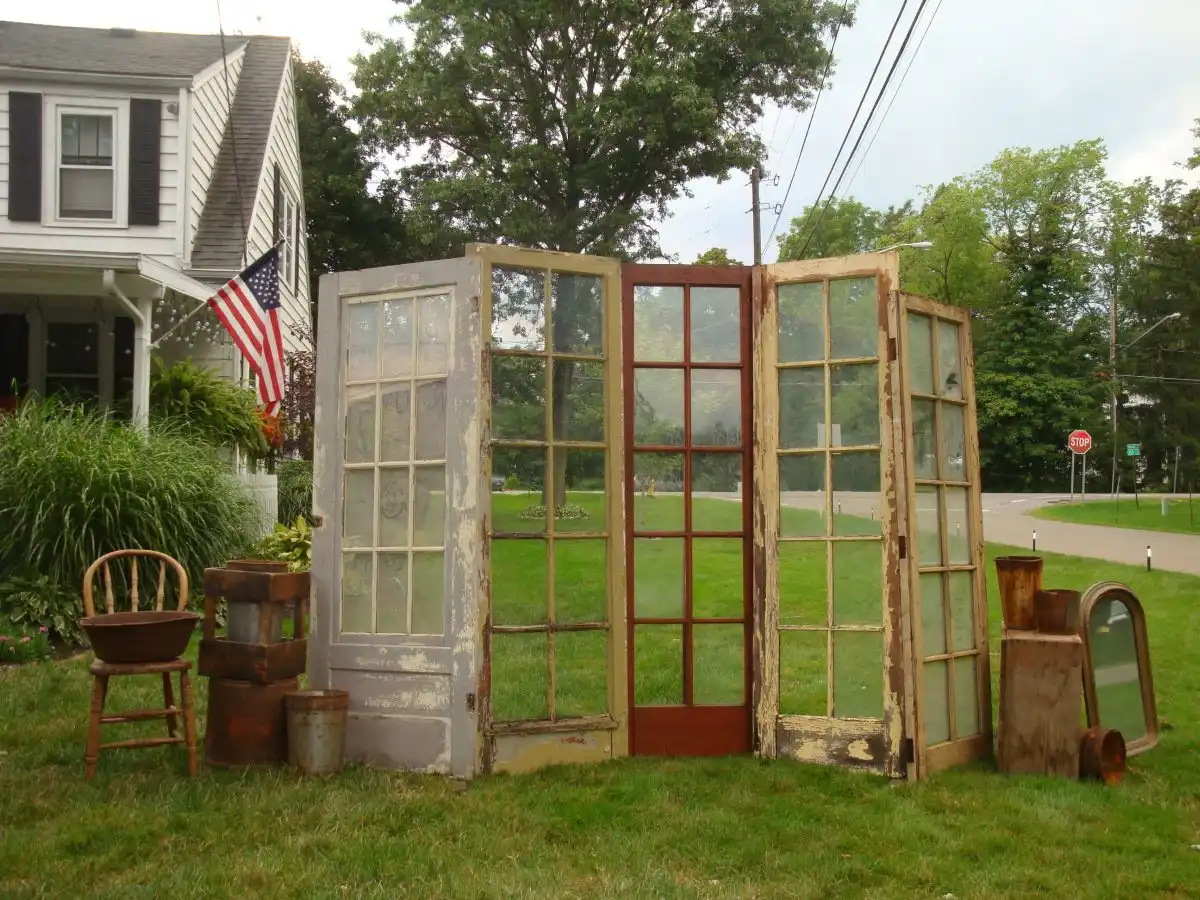 old-doors-wedding-backdrop-rustic-wedding