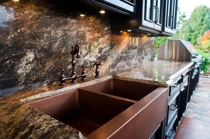 outdoor-kitchen-double-copper-sink