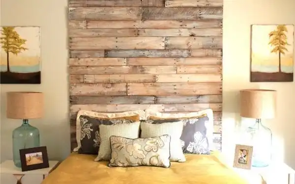 Pallet headboard1