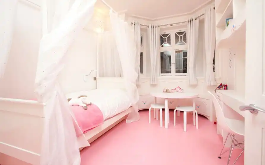 pink-floor-design-princess-room