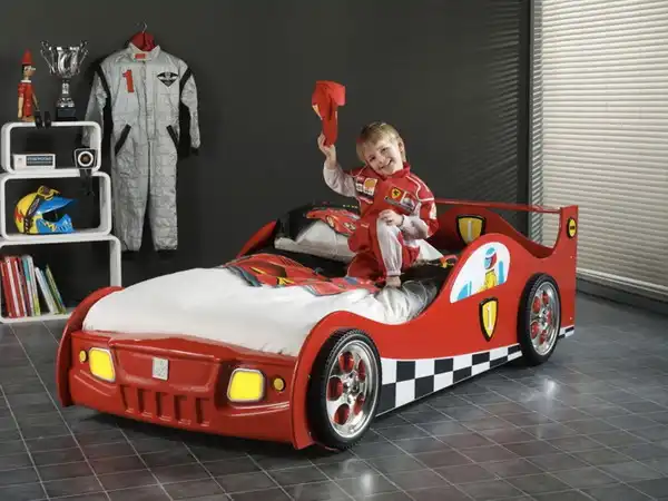 25 Awesome Race Car Bed Ideas For Your Children’s Room