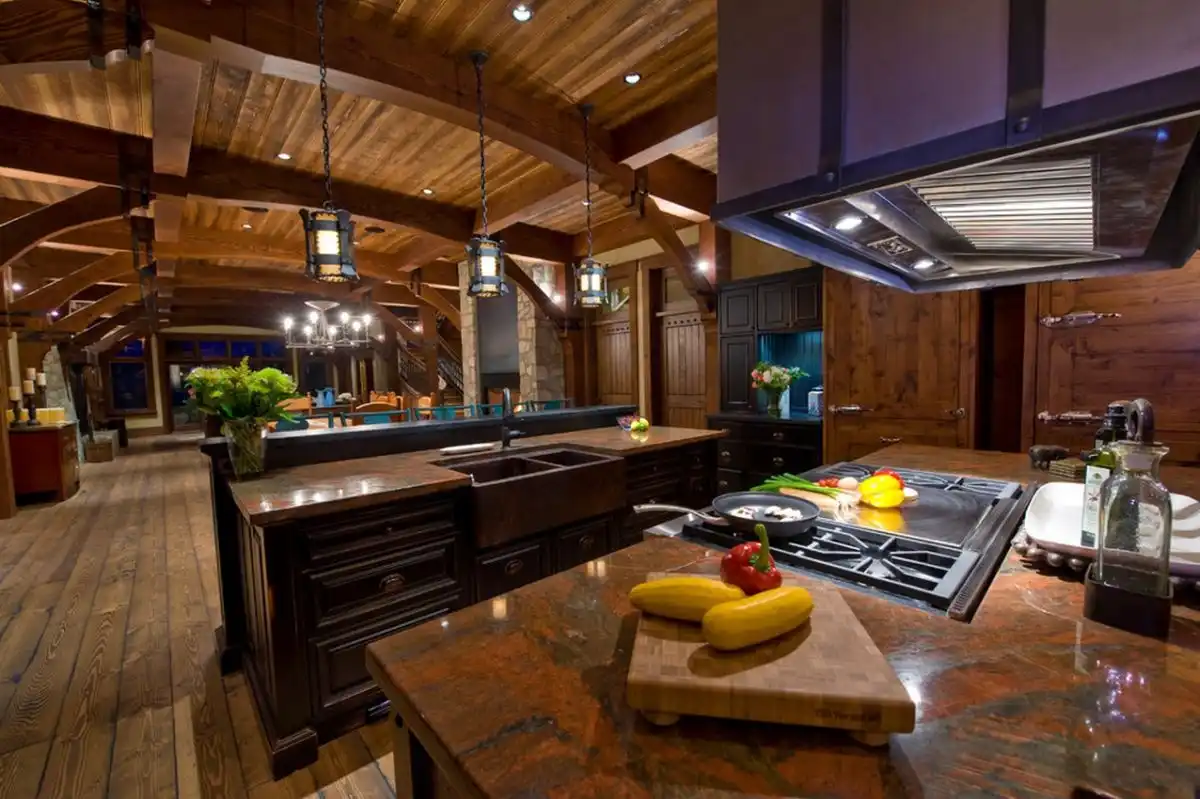 ranch-manor-open-kitchen