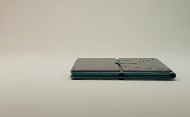 Resmo folding geometric seating