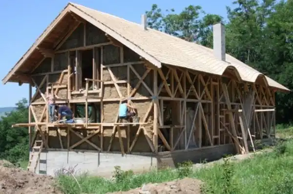 Romanian straw bale