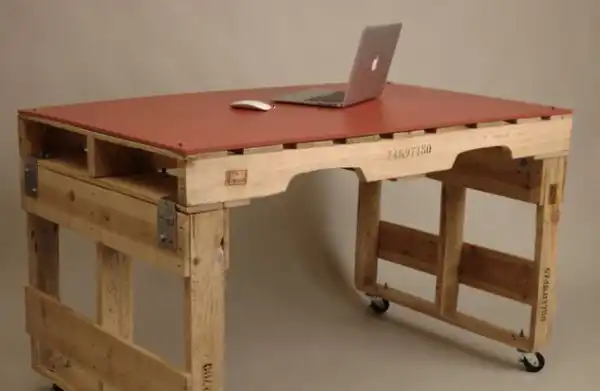 Simple desk