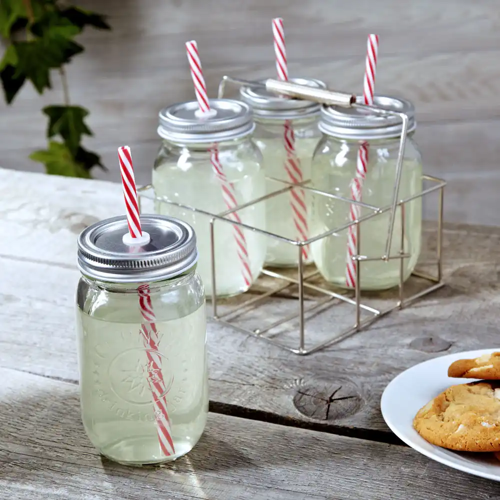 Simple mason jar drinking cup