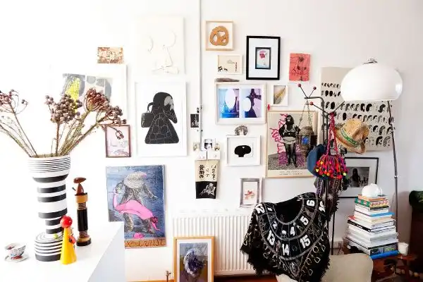 Simple wall art gallery