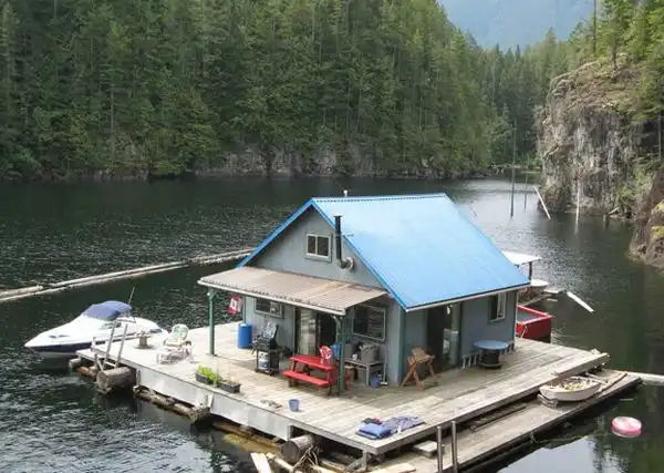 Smallcabin bc11