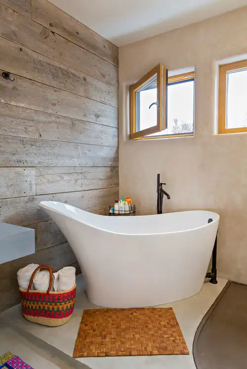 soaking-tubs-are-deep-and-small
