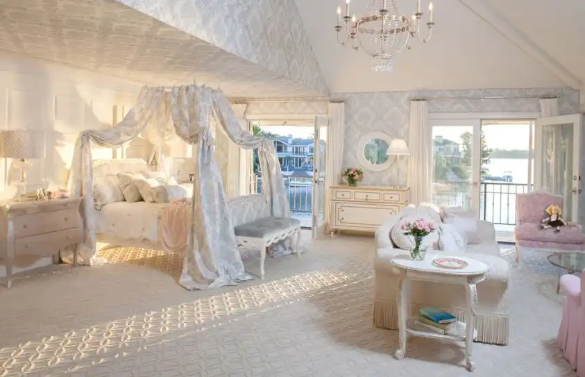soft-and-light-room