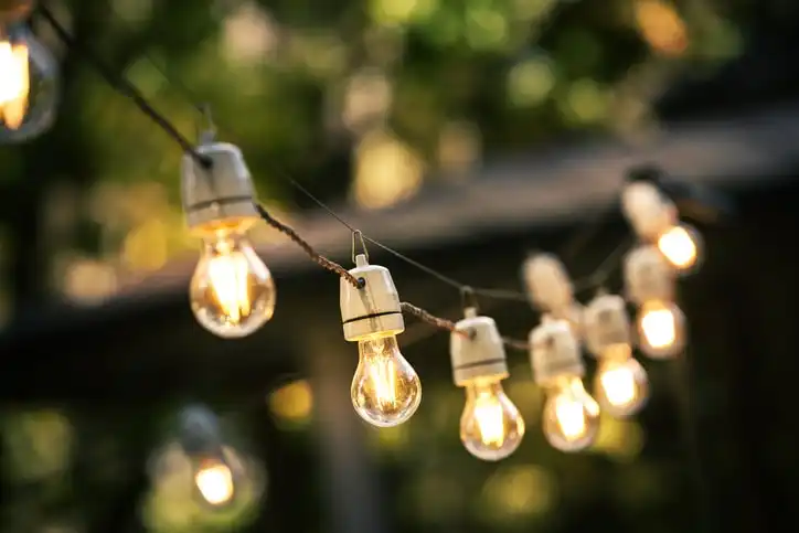 Solar Outdoor Lights vs. Electric