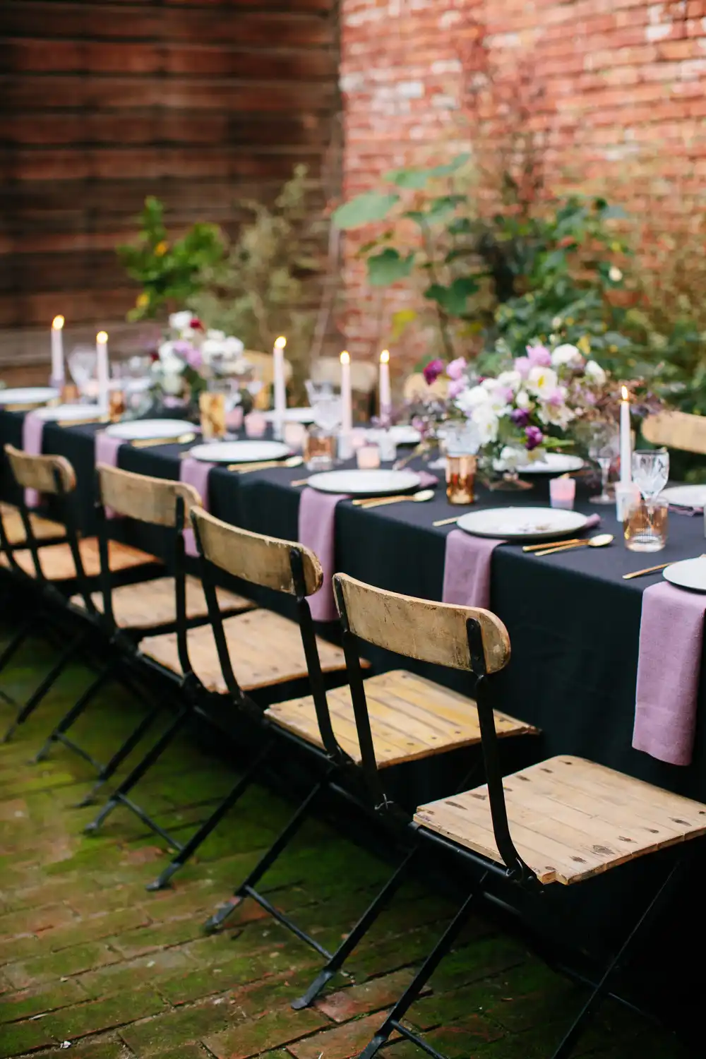 special-ocasion-backyard-party-table-design