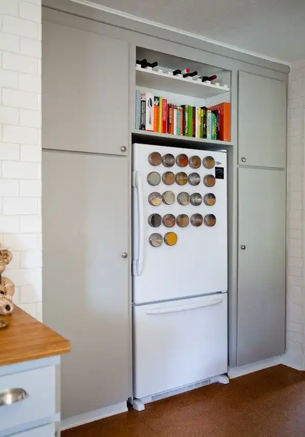 Spices storage magnetic on fridge door