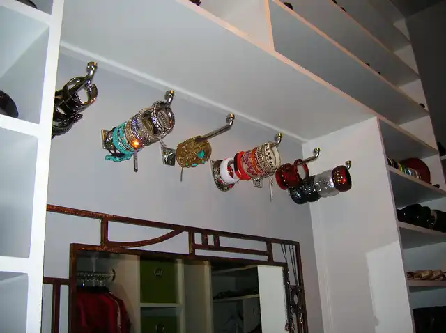 Store bracelet in hooks