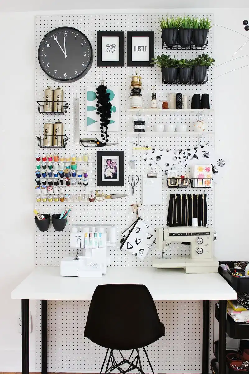 70 Resourceful Ways To Decorate With Pegboards And Other Similar Ideas