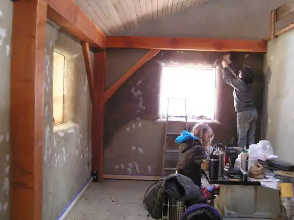 Strawbale construction10