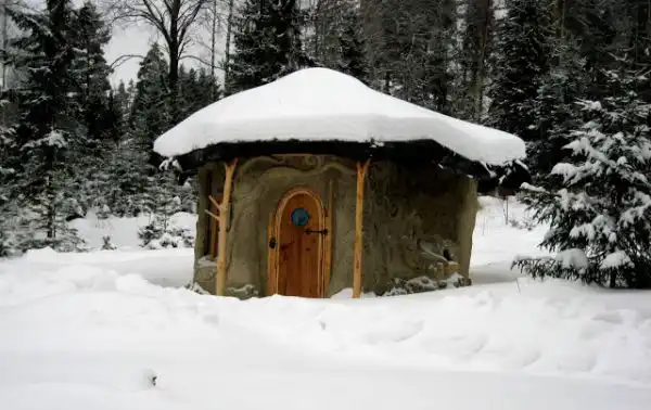 Strawbale house1