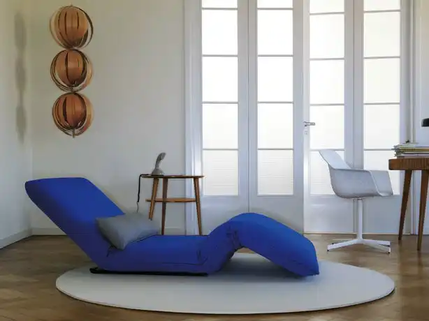 Tattomi chaise lounge chair