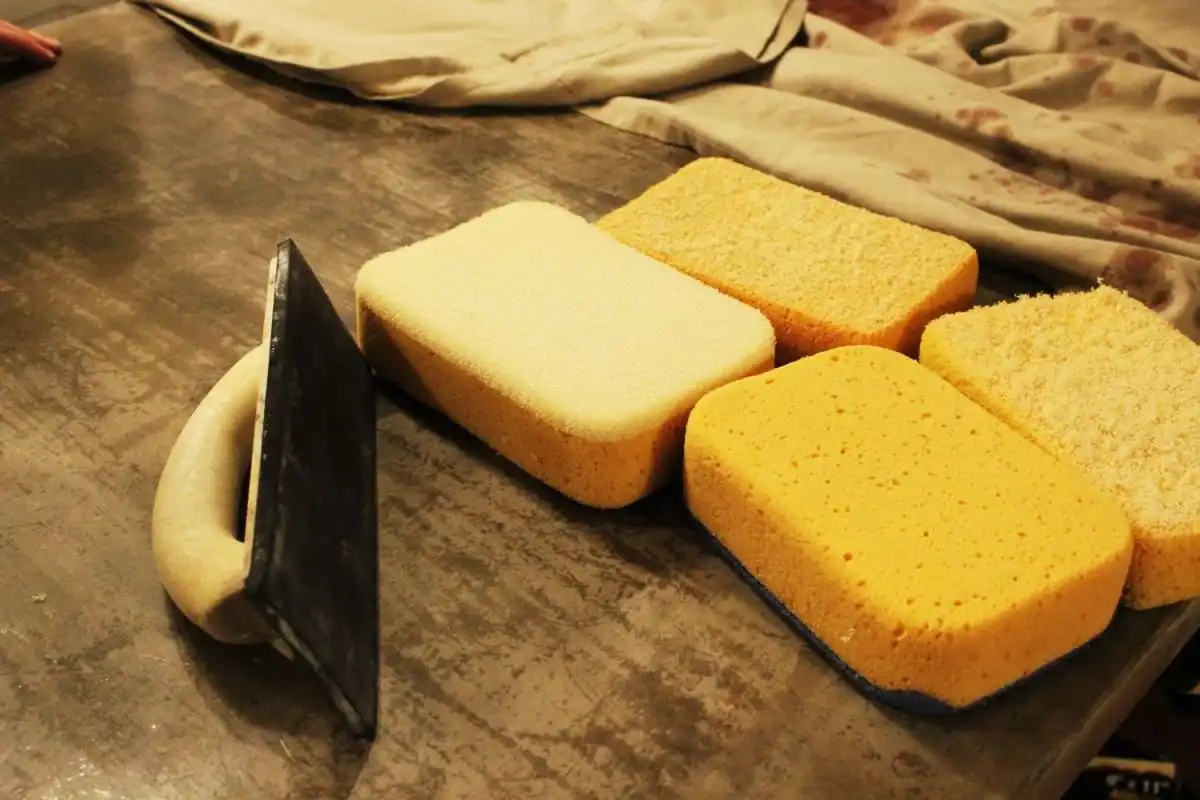 tile float and large tiling sponges