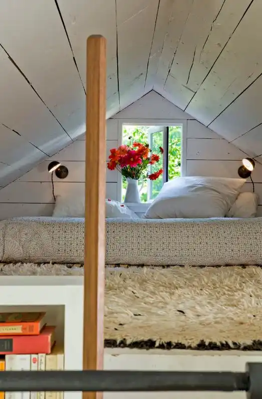 Tiny House Loft