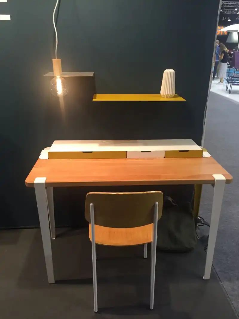 tiptoe desk with custom legs