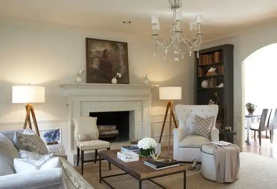traditional-living-room-furniture-tripod-lamps