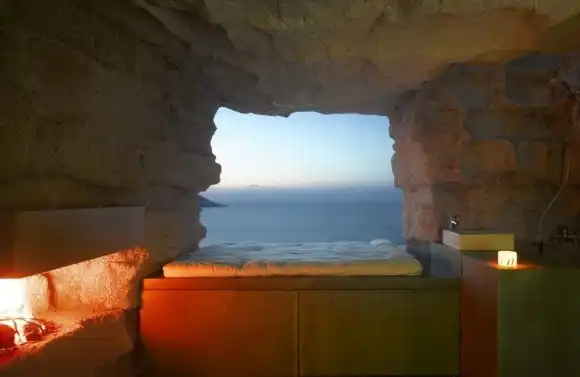 Trufa concrete cave building4