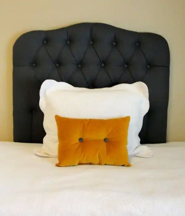 Tufted headboard4