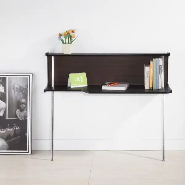 Wall mounted desk with thin legs
