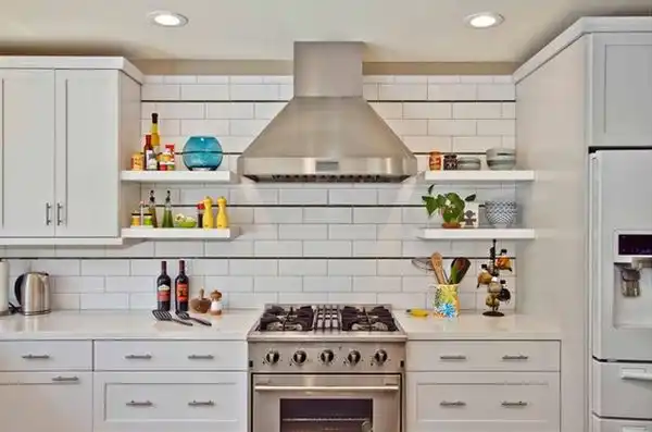 White kitchen tiles open shelves