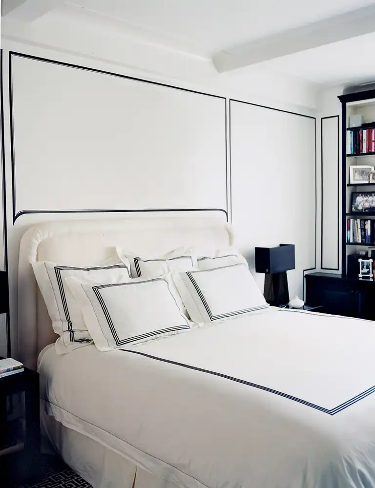 Add a Black Trim to White Walls or Bedding