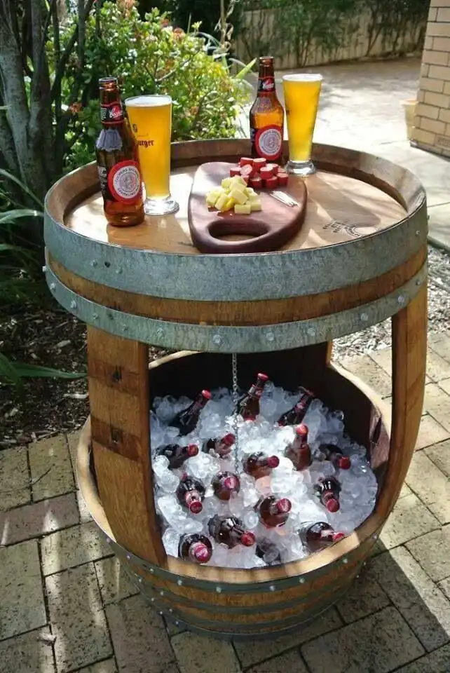wooden-barrel-table-and-cooler