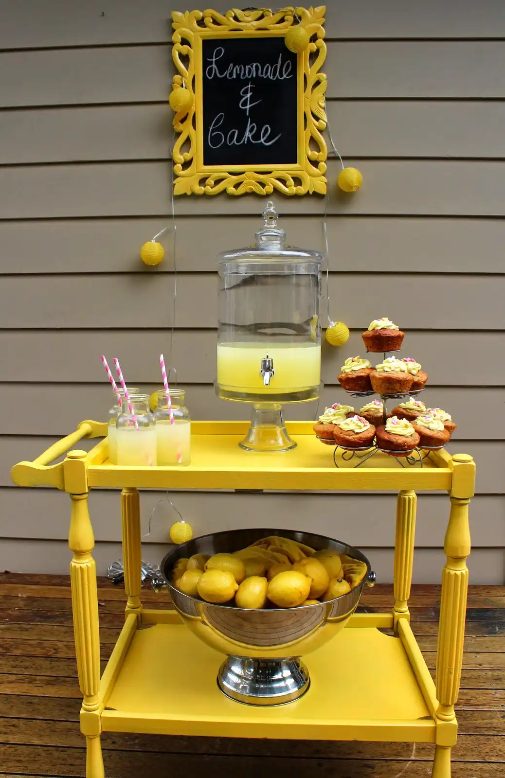 Yellow lemonade stand for summer