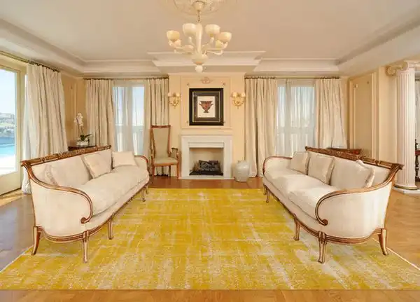 yellow-living-room-carpet