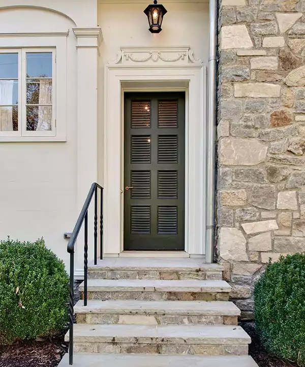 Louvered Doors for Your Interior and Exterior Spaces