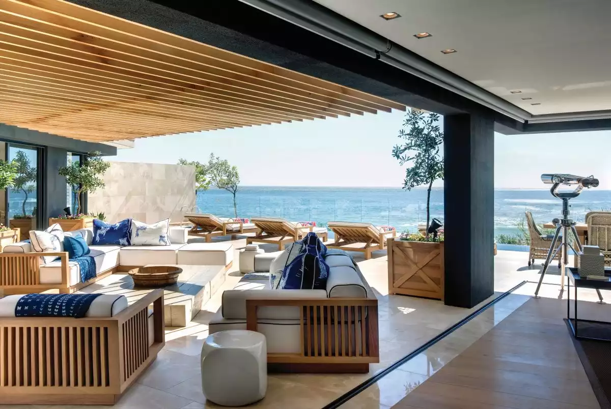 Luxury Apartment Brings The Atlantic Ocean Into Its Timeless Decor