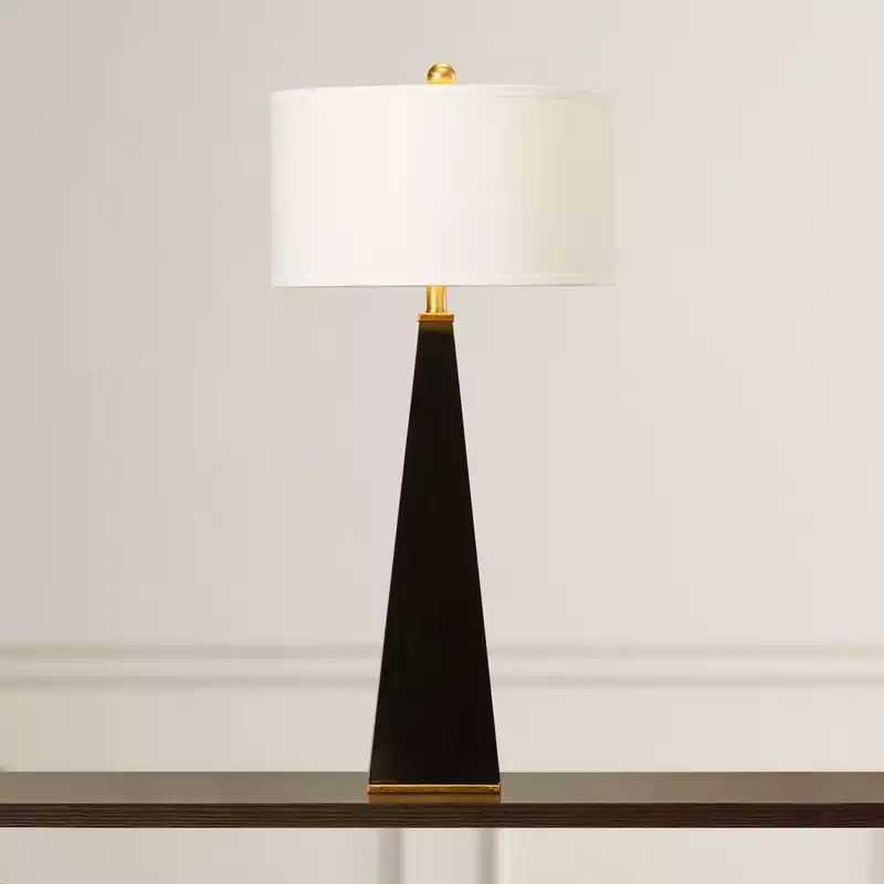 Bette Glossy Lamp