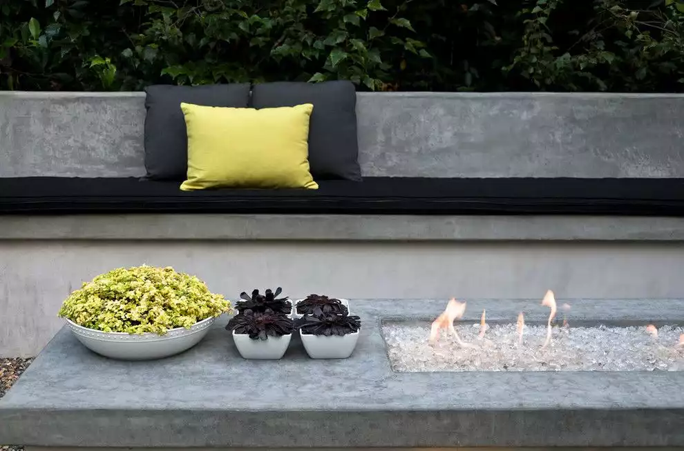 10 Ways to Use Chartreuse In Your Modern Home